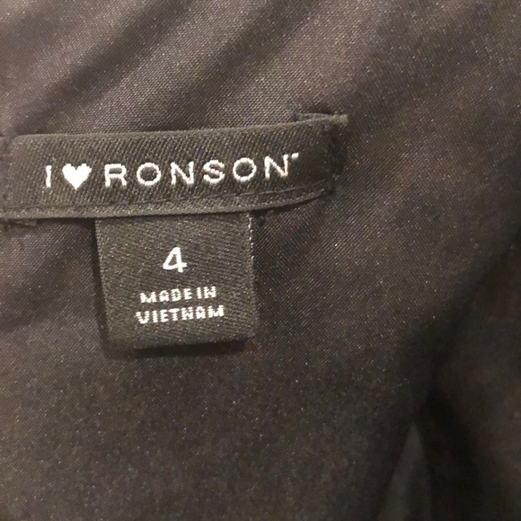 Gorgeous multi flower color dress. - Picture 3 of 7